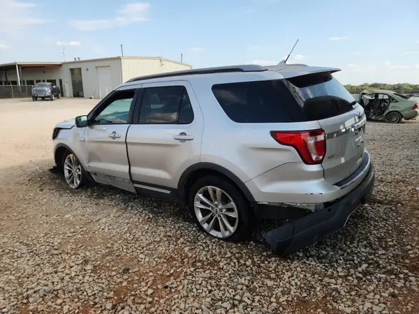 1FM5K7D84JGA76379 2018 FORD EXPLORER - Image 2