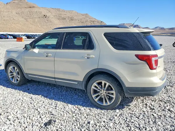 1FM5K7D84JGB09350 2018 FORD EXPLORER - Image 2