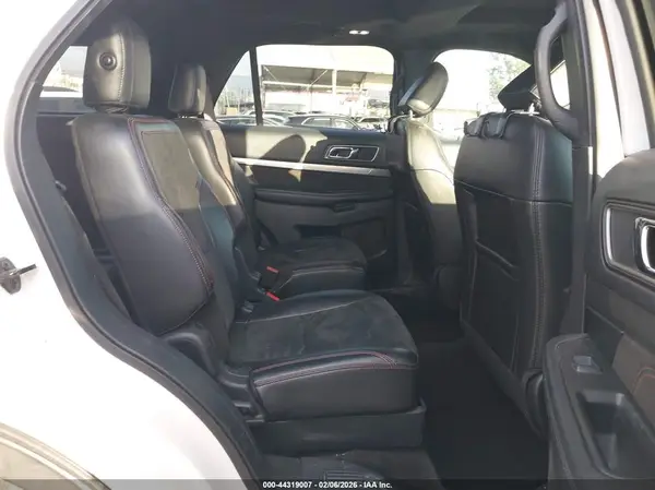 1FM5K7D84JGB32207 2018 FORD EXPLORER - Image 8