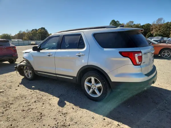 1FM5K7D84JGB43000 2018 FORD EXPLORER - Image 2