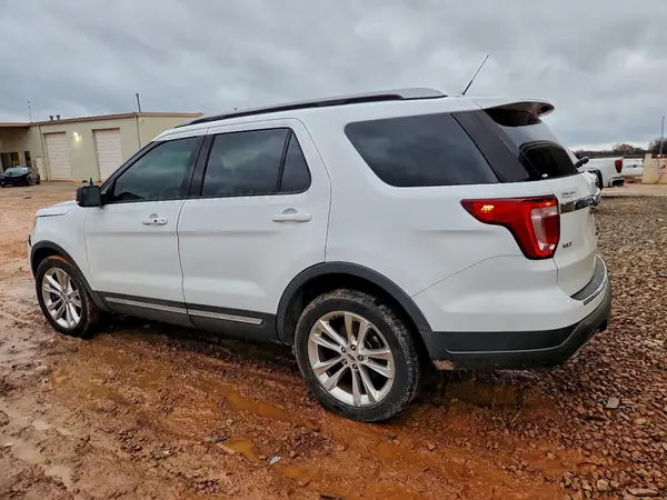 1FM5K7D84JGC62133 2018 FORD EXPLORER - Image 2