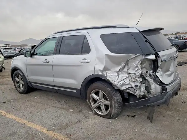 1FM5K7D84JGC66053 2018 FORD EXPLORER - Image 2