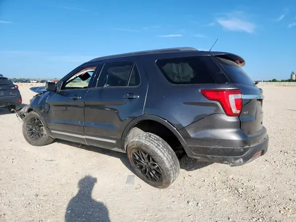 1FM5K7D84KGA40466 2019 FORD EXPLORER - Image 2