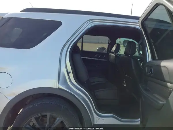 1FM5K7D84KGA59762 2019 FORD EXPLORER - Image 8