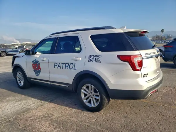 1FM5K7D85GGA70700 2016 FORD EXPLORER - Image 2