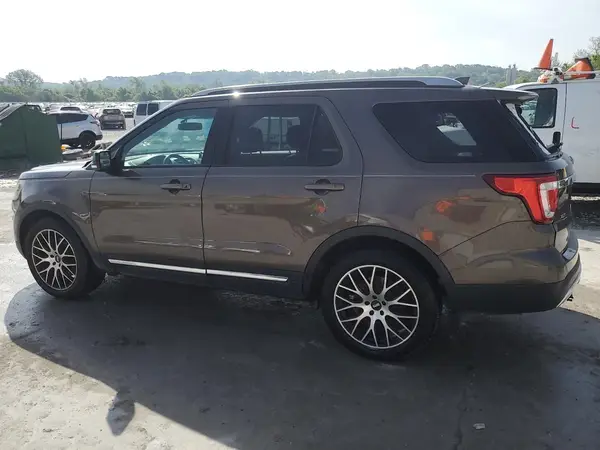 1FM5K7D85GGA82572 2016 FORD EXPLORER - Image 2