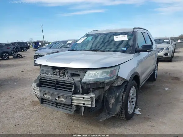 1FM5K7D85GGB35271 2016 FORD EXPLORER - Image 2
