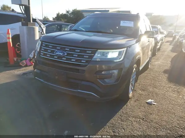 1FM5K7D85GGB52796 2016 FORD EXPLORER - Image 2