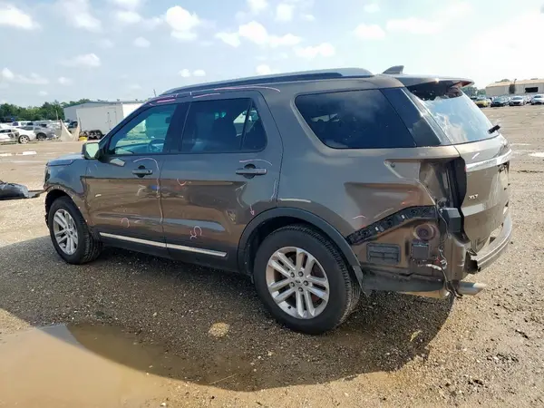 1FM5K7D85GGD01417 2016 FORD EXPLORER - Image 2