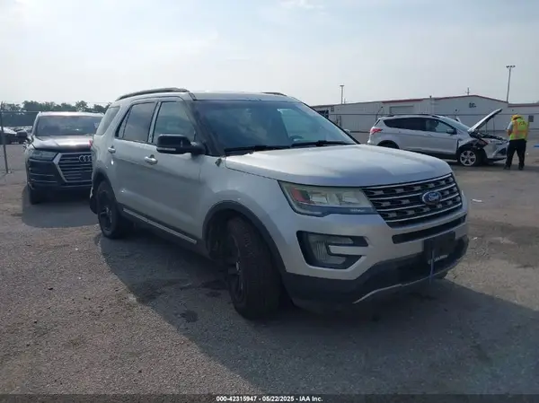 1FM5K7D85HGA03306 2017 FORD EXPLORER - Image 1