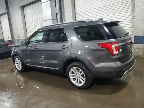 1FM5K7D85HGA54966 2017 FORD EXPLORER - Image 2