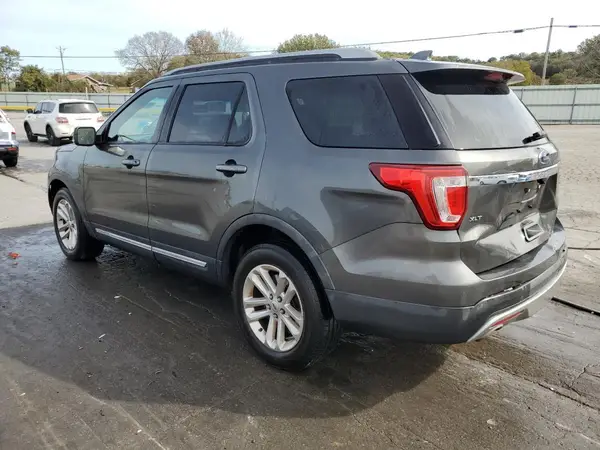 1FM5K7D85HGA61786 2017 FORD EXPLORER - Image 2