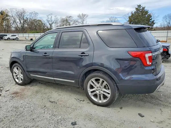 1FM5K7D85HGA73260 2017 FORD EXPLORER - Image 2