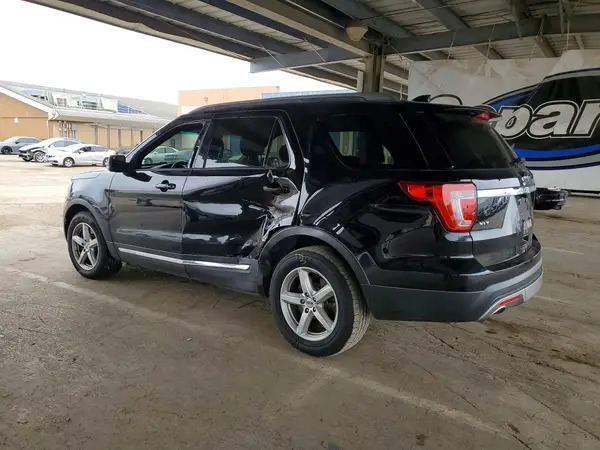 1FM5K7D85HGA76238 2017 FORD EXPLORER - Image 2
