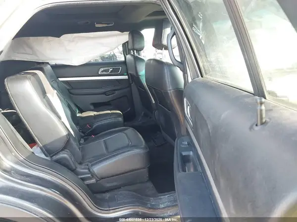 1FM5K7D85HGA78748 2017 FORD EXPLORER - Image 8