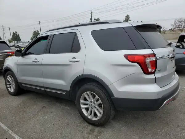 1FM5K7D85HGA93993 2017 FORD EXPLORER - Image 2