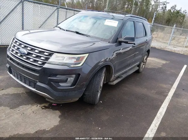 1FM5K7D85HGB12686 2017 FORD EXPLORER - Image 2