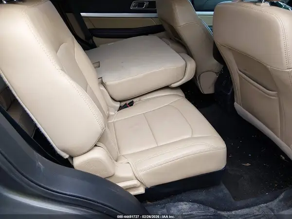 1FM5K7D85HGB12686 2017 FORD EXPLORER - Image 8