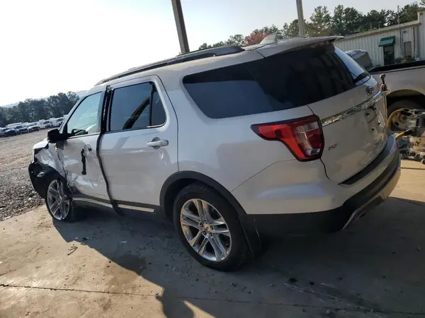 1FM5K7D85HGB27219 2017 FORD EXPLORER - Image 2