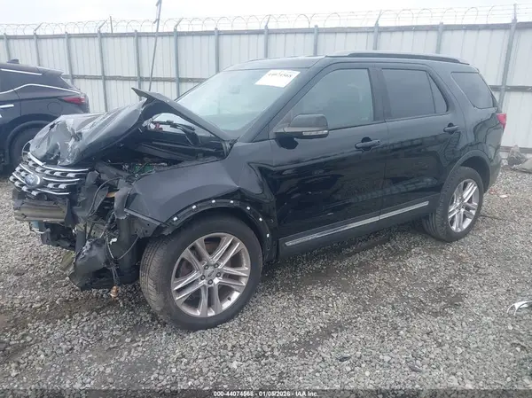 1FM5K7D85HGB27852 2017 FORD EXPLORER - Image 2