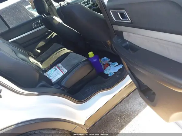 1FM5K7D85HGB37880 2017 FORD EXPLORER - Image 8