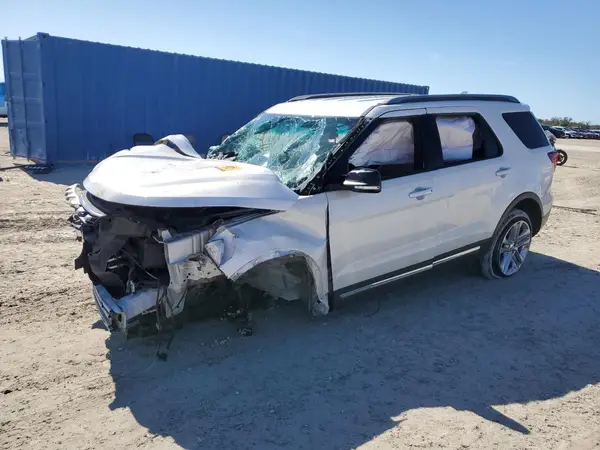 1FM5K7D85HGB38057 2017 FORD EXPLORER - Image 1