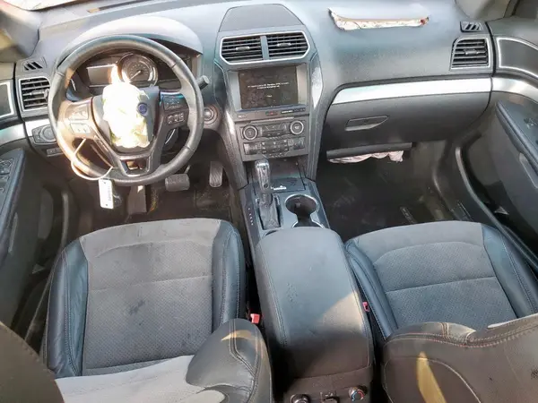 1FM5K7D85HGB39211 2017 FORD EXPLORER - Image 8
