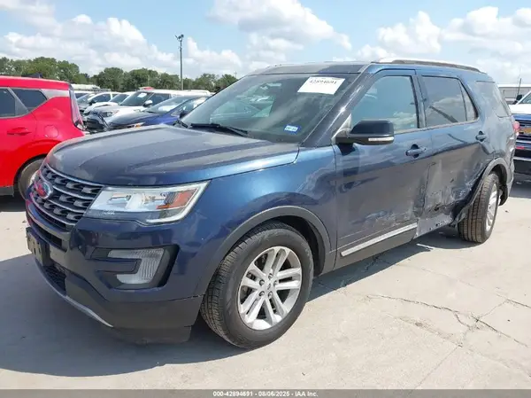 1FM5K7D85HGB40083 2017 FORD EXPLORER - Image 2