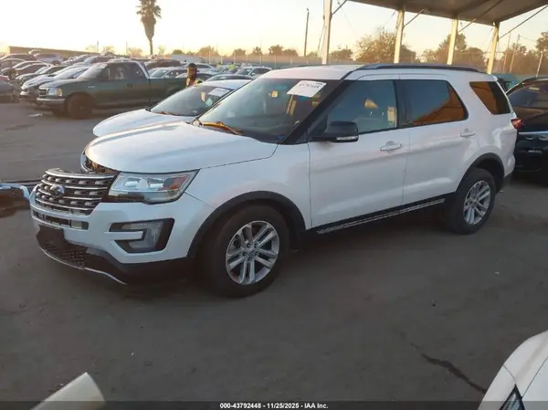 1FM5K7D85HGB53612 2017 FORD EXPLORER - Image 2