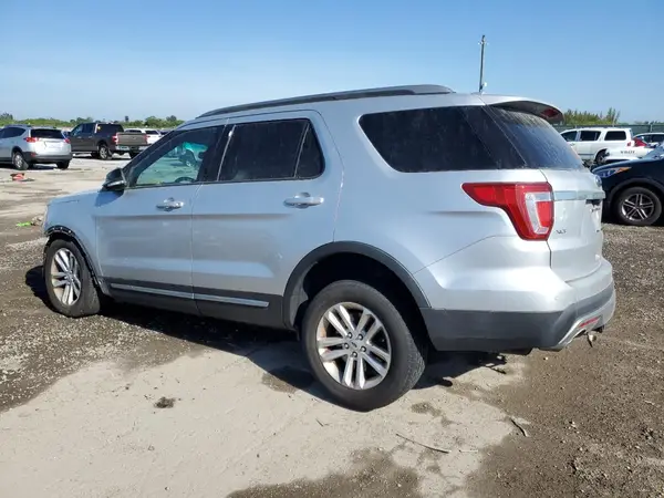 1FM5K7D85HGB59815 2017 FORD EXPLORER - Image 2