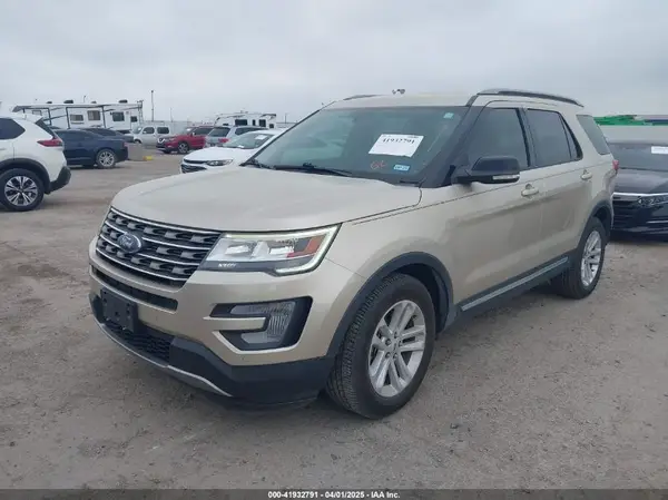 1FM5K7D85HGC13162 2017 FORD EXPLORER - Image 2