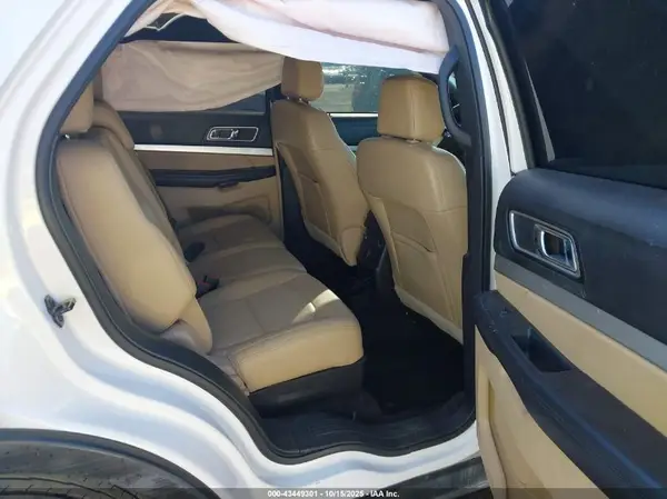 1FM5K7D85HGC31807 2017 FORD EXPLORER - Image 8