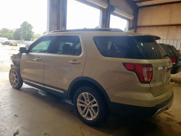 1FM5K7D85HGC53872 2017 FORD EXPLORER - Image 2