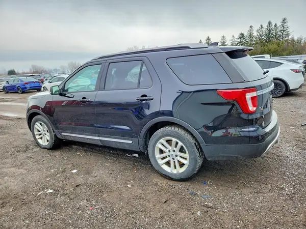 1FM5K7D85HGC58604 2017 FORD EXPLORER - Image 2