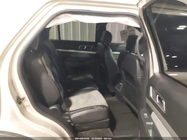 1FM5K7D85HGC99945 2017 FORD EXPLORER - Image 8