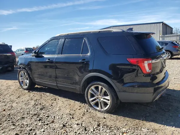1FM5K7D85HGD35715 2017 FORD EXPLORER - Image 2