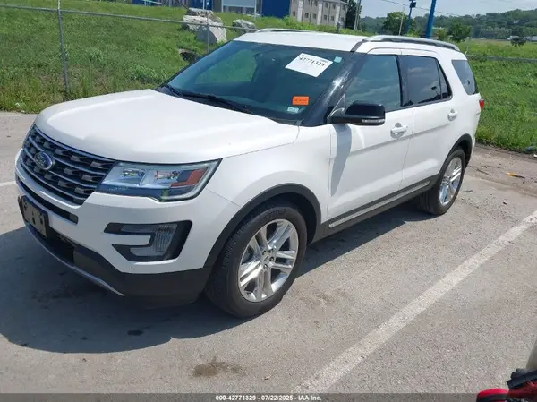 1FM5K7D85HGD54247 2017 FORD EXPLORER - Image 2