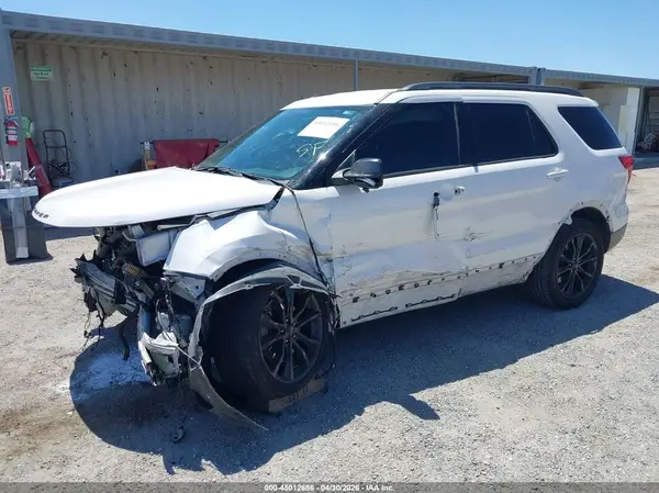 1FM5K7D85HGD55639 2017 FORD EXPLORER - Image 2
