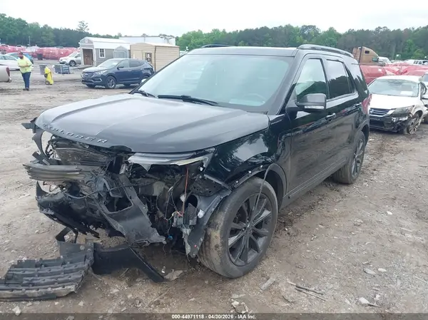 1FM5K7D85HGD63143 2017 FORD EXPLORER - Image 2