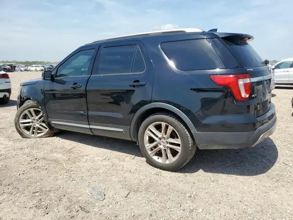 1FM5K7D85HGD63675 2017 FORD EXPLORER - Image 2