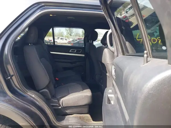 1FM5K7D85HGD82744 2017 FORD EXPLORER - Image 8