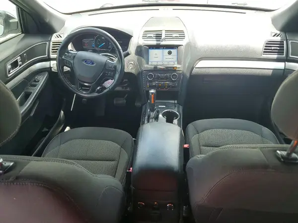 1FM5K7D85HGE10588 2017 FORD EXPLORER - Image 8