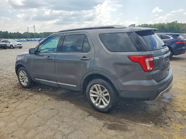 1FM5K7D85HGE33269 2017 FORD EXPLORER - Image 2