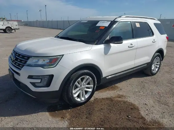 1FM5K7D85HGE37080 2017 FORD EXPLORER - Image 2