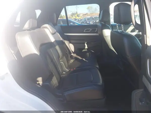 1FM5K7D85HGE41940 2017 FORD EXPLORER - Image 8
