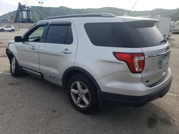 1FM5K7D85JGA43018 2018 FORD EXPLORER - Image 2