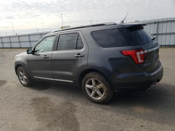 1FM5K7D85JGA85138 2018 FORD EXPLORER - Image 2