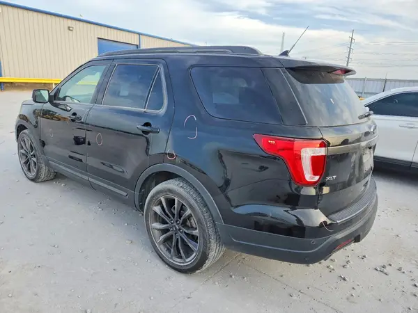1FM5K7D85JGB07266 2018 FORD EXPLORER - Image 2