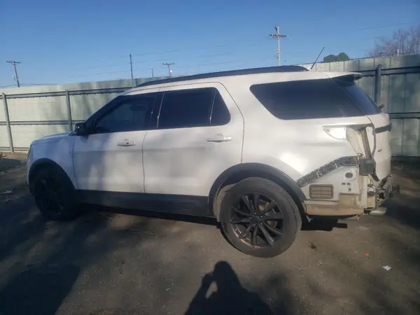 1FM5K7D85JGB27002 2018 FORD EXPLORER - Image 2