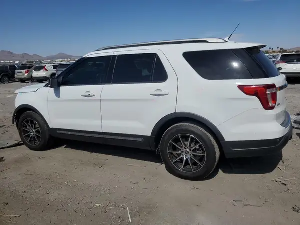1FM5K7D85JGB32409 2022 FORD EXPLORER - Image 2